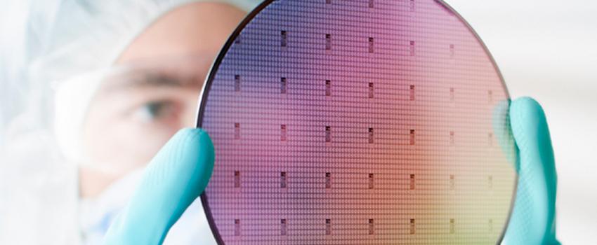 Microelectronic - Surface Analysis Applications